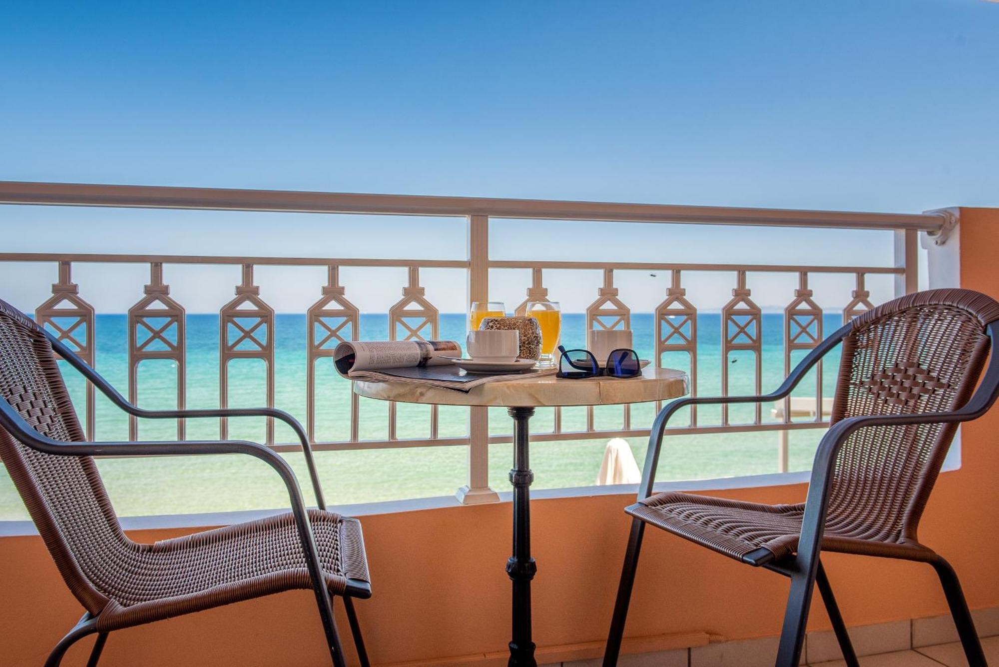 Anemona Aparthotel Argassi